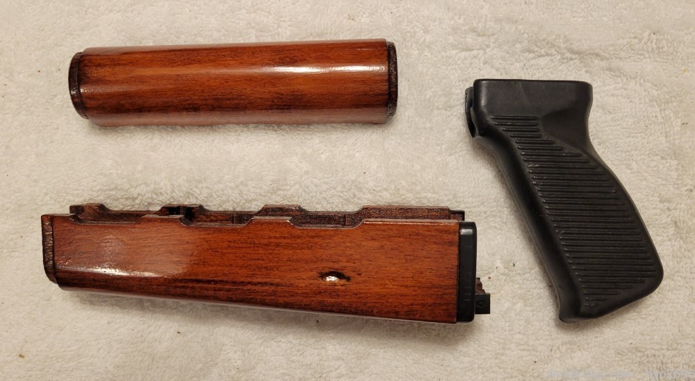 Yugo M-70 or PAP AK-47 Handgaurd Set And Pistol Grip Free Shipping -img-7