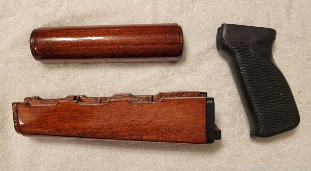 Yugo M-70 or PAP AK-47 Handgaurd Set And Pistol Grip Free Shipping -img-3
