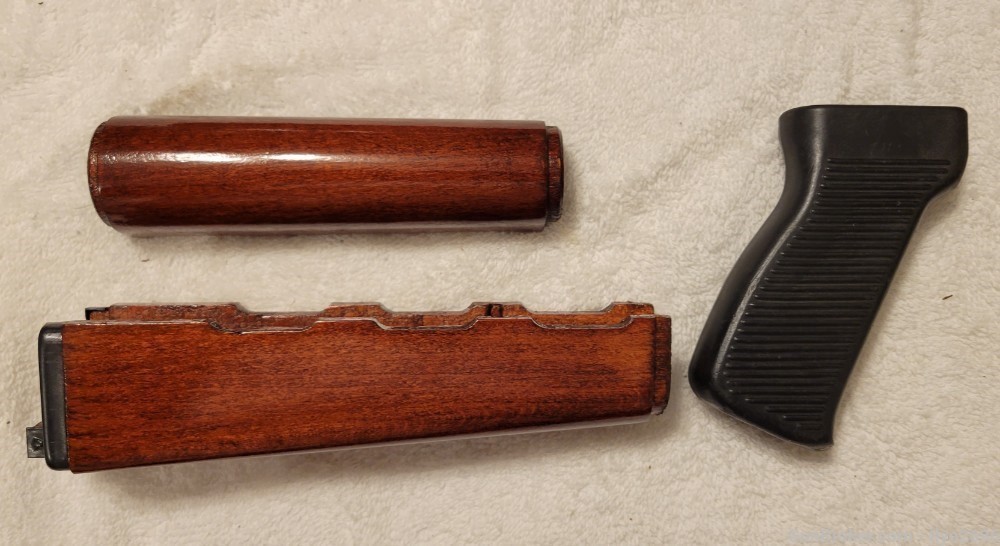 Yugo M-70 or PAP AK-47 Handgaurd Set And Pistol Grip Free Shipping -img-2