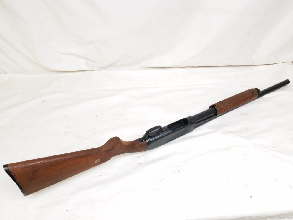 Remington model 31 Riot 12 gauge Pump Shotgun -img-28