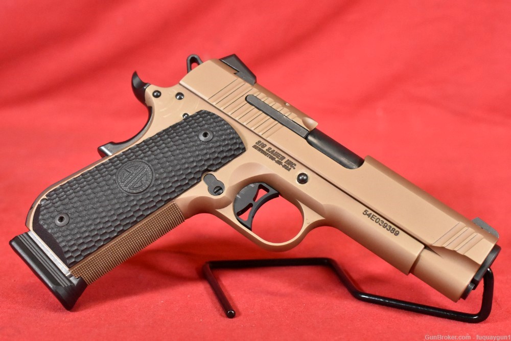 Sig Sauer 1911 Fastback Emperor Scorpion Carry 45 ACP-img-3