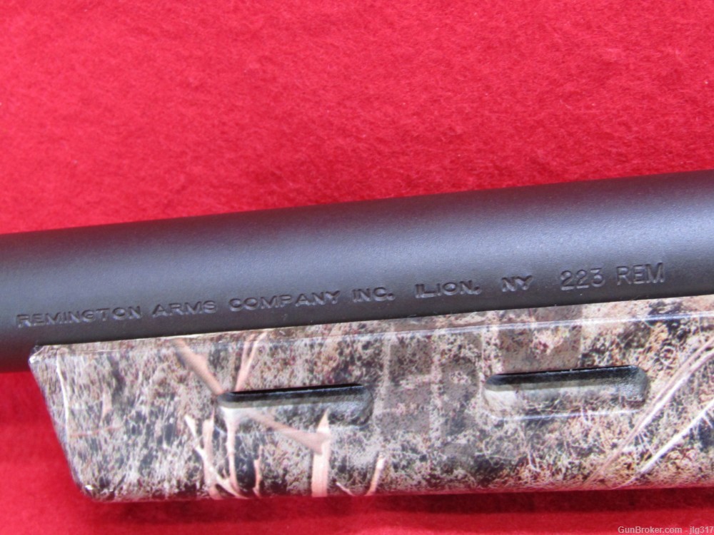 Remington 700 223 Rem Bolt Action Rifle 4-12x40 Rifle Scope Like New-img-13
