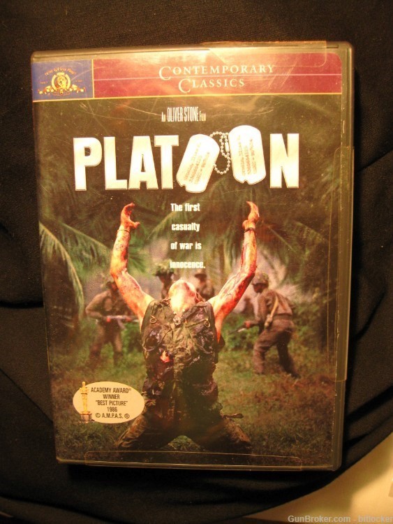 Platoon DVD New Sealed 1986 Contemporary Classics Oliver Stone Special Feat-img-0