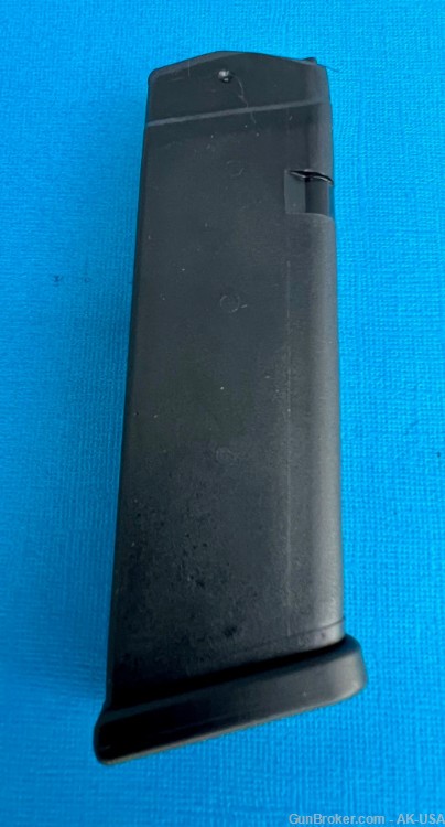 Glock Pre-Ban Model 21 .45 magazine.  Mint condition 13 rounds-img-1