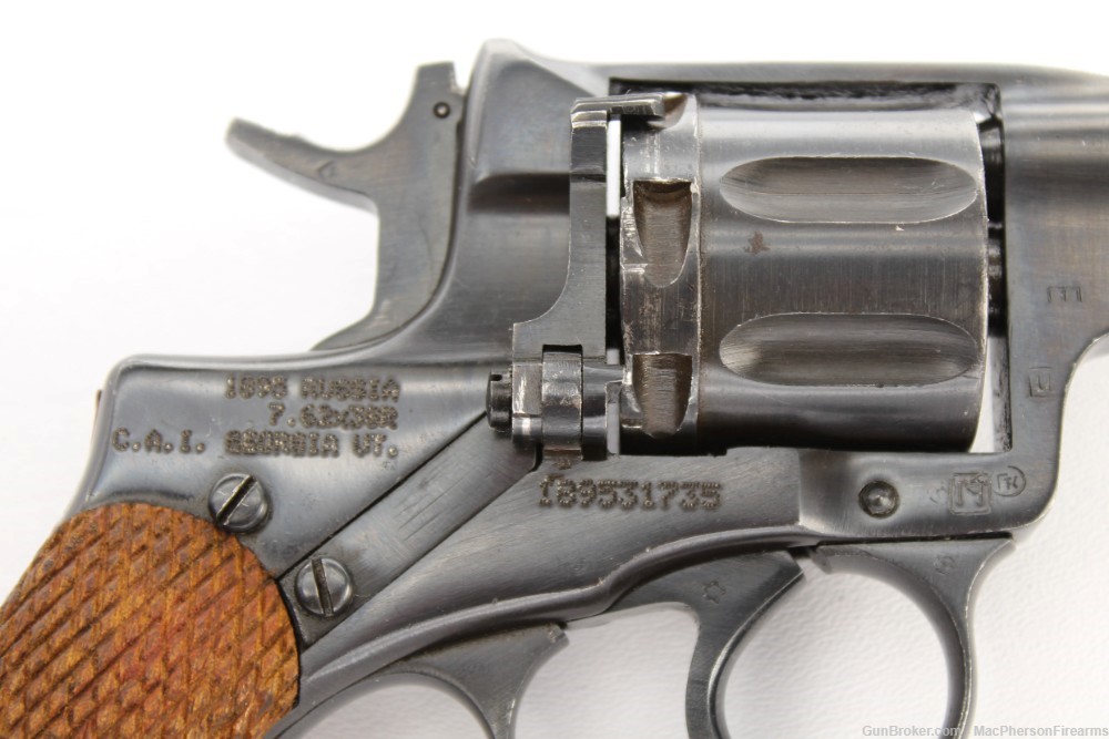 Soviet M1895 Nagant Double Action Revolver by Tula-img-1