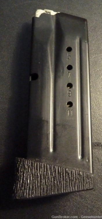 Smith & Wesson M&P9C Compact 9mm 12-Round Factory Magazine with Finger Rest-img-2