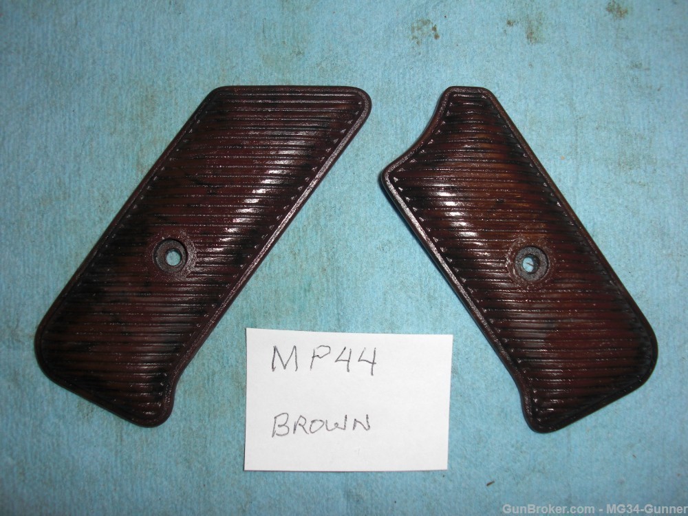 German WWII MP44 Bakelite Grips for Trigger Assembly - Brown - Reproduction-img-0