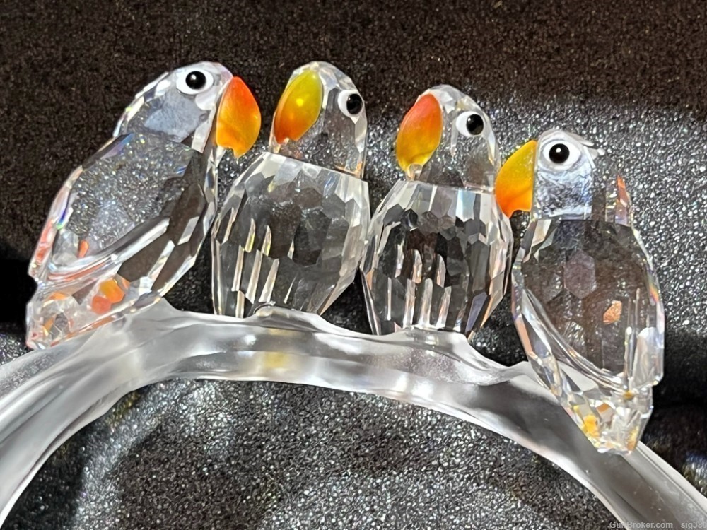 VINTAGE SWAROVSKI CRYSTAL 4 PARROTS BIRDS ON A FROSTED BRANCH, IN BOX-img-6