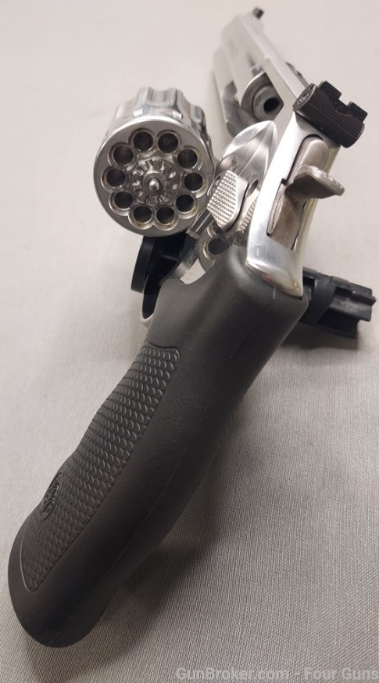 Smith & Wesson 617-6 K-Frame 22LR 6" 10-RD Revolver 160578-img-2