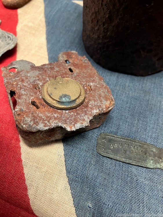Lot of Battlefield and camp dug relics from the Civil War -img-3