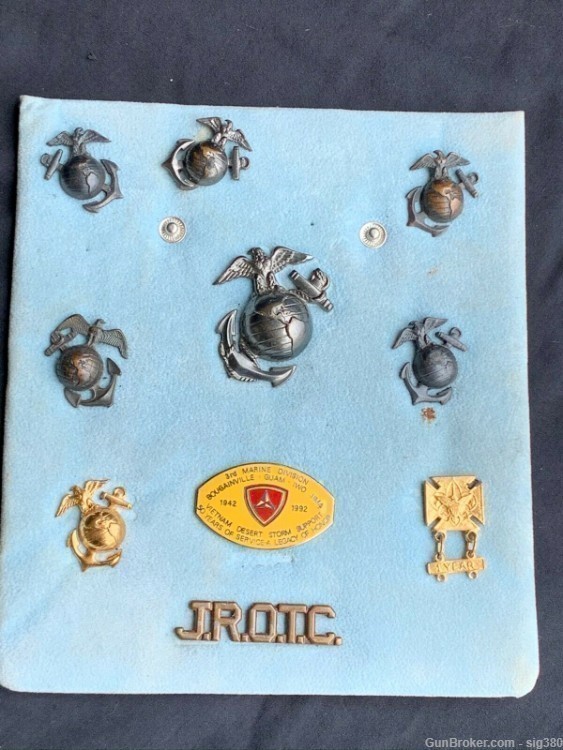 WWII US MARINE CORP INSIGNIA PINS COLLECTION  FROM VETERAN, 3RD MARINE DIVI-img-0