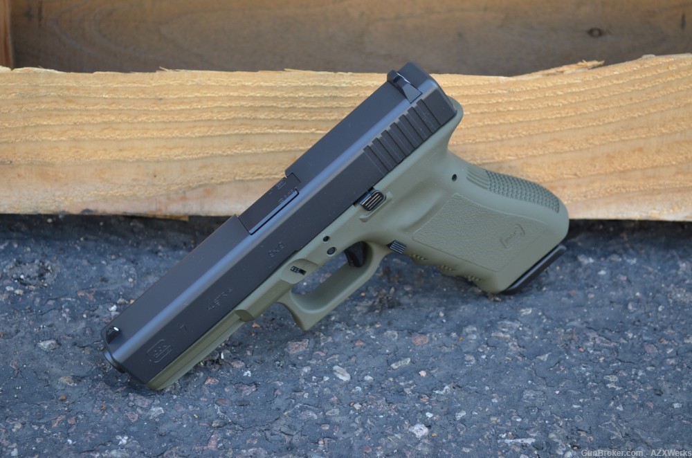 Glock 17 G3 Austria marked X-Werks OD Green Gen 3 9mm -img-2