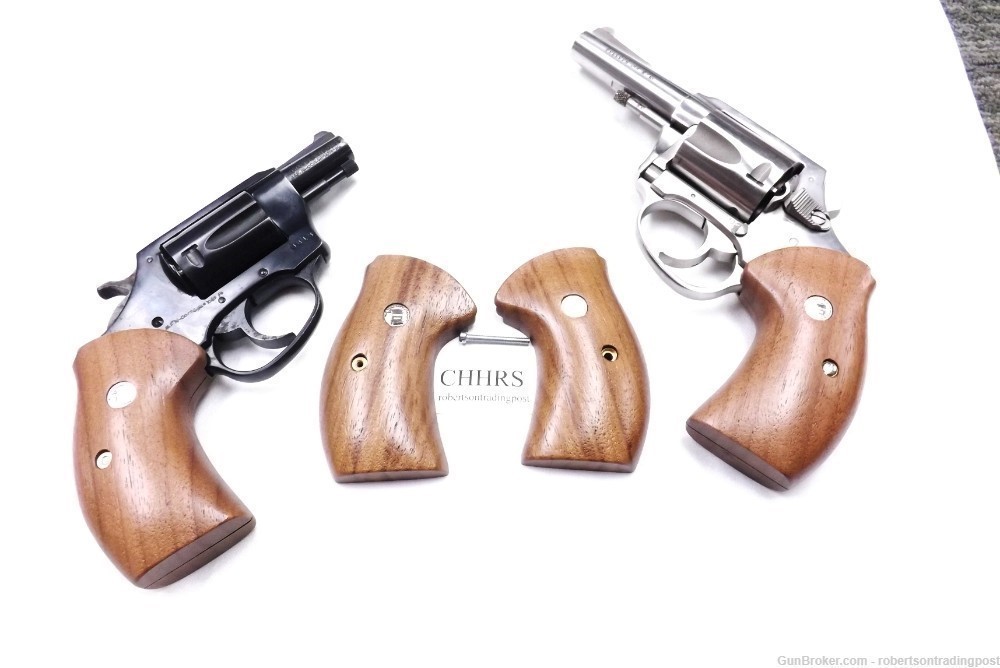 Herretts Walnut Combat Grips fit All Charter Arms Revolvers Walnut Shooting-img-0