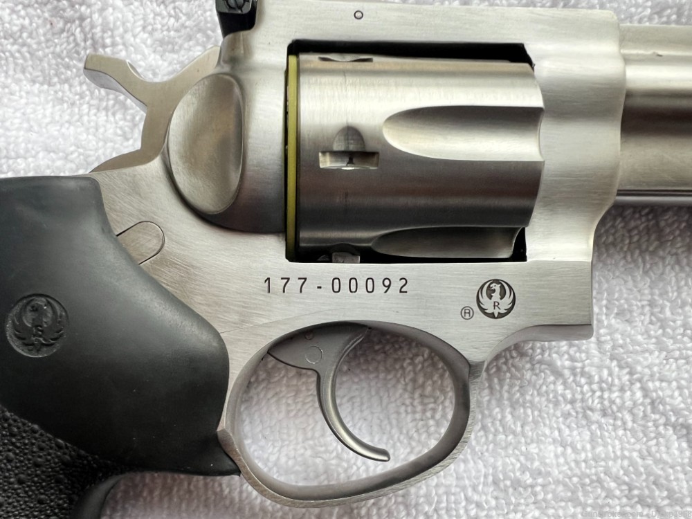 Beautiful Ruger GP100 .357 Magnum Stainless-img-1