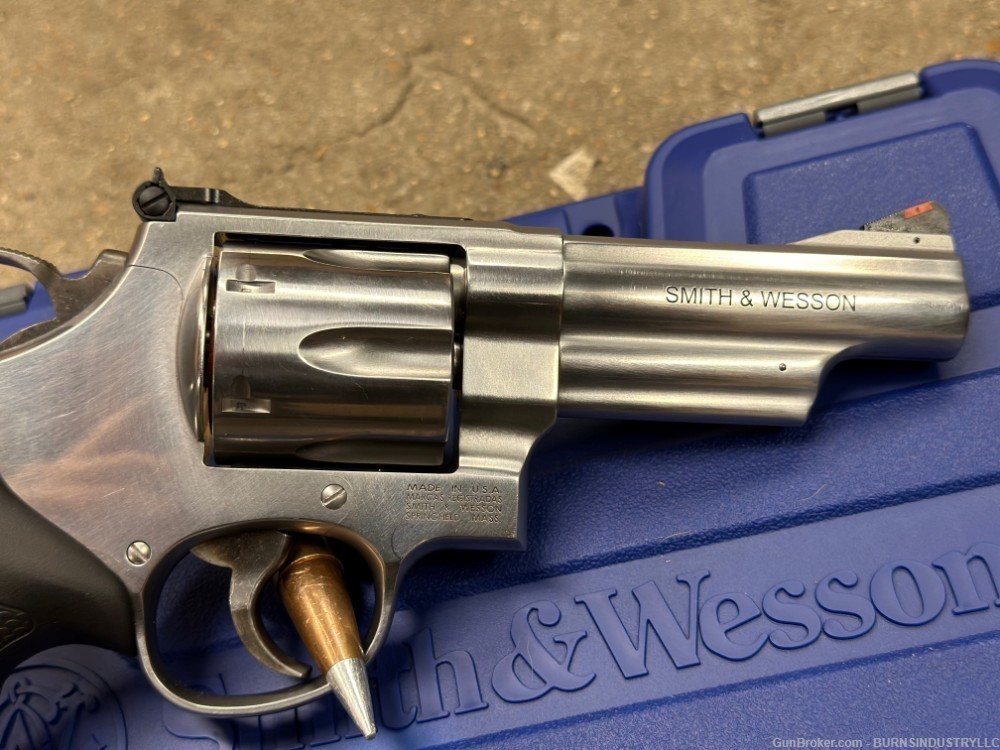 Smith & Wesson 629 4" Wesson & Smith 629 44MAG S&W 44MAG 163603-img-3