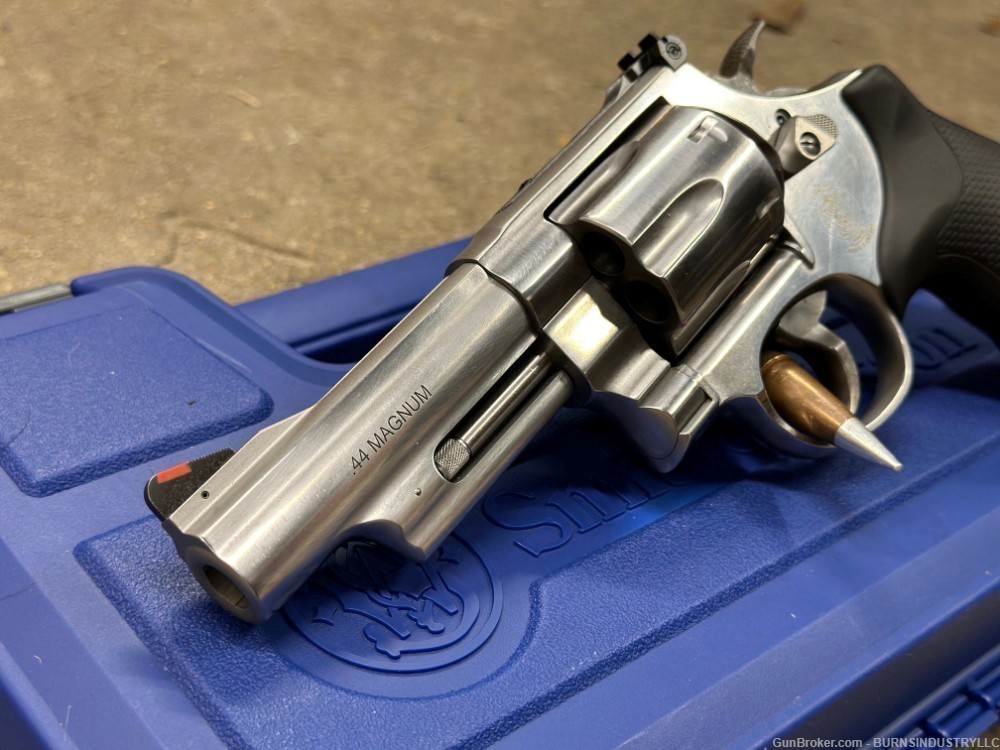 Smith & Wesson 629 4" Wesson & Smith 629 44MAG S&W 44MAG 163603-img-6
