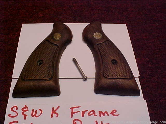 11/22 S & W Model 19 Square Frame Factory Grips-img-1