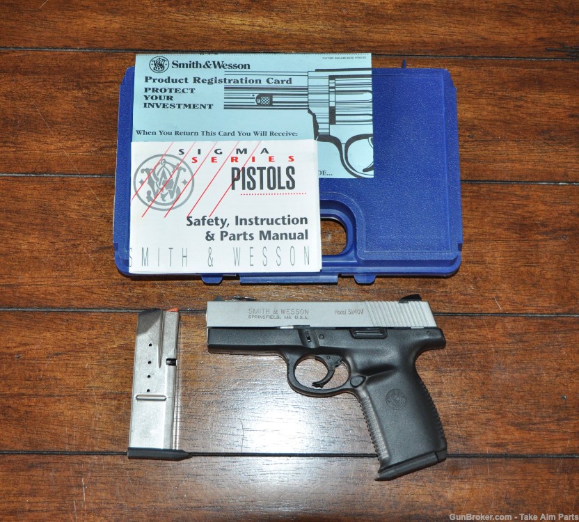 Smith & Wesson SW40V 40SW Sigma w/ Factory Box & 2 10rnd Mags-img-0