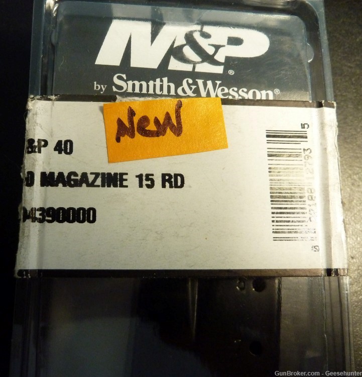 Smith & Wesson M&P40/M&P357 .40 S&W/.357 Magazine 15-rd. 194390000 OEM-img-1