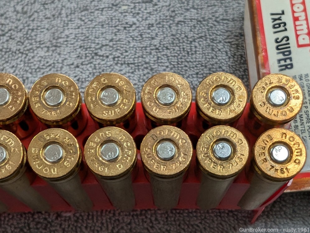 Super 7x61  99 total New + reloads + brass very clean-img-3