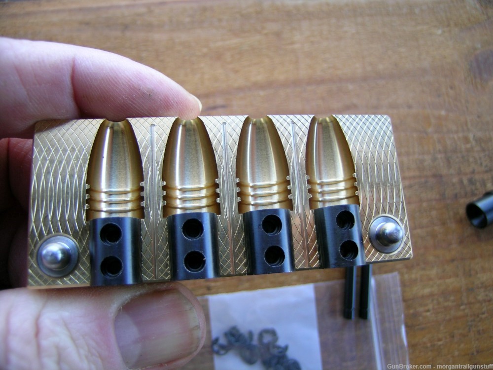 MP Mold Brass 4 Cavity Hollow Base Bullet Mold   W/Top Punch 455 Webley MK2-img-8