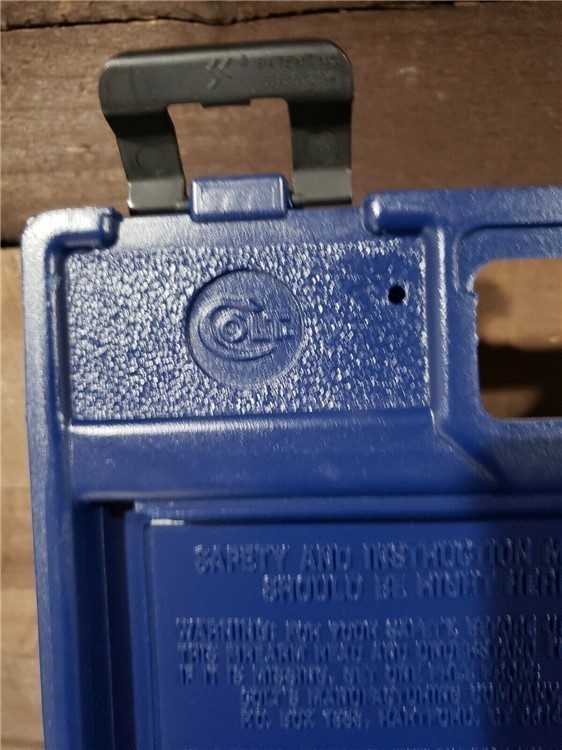 Colt Target Model .22lr Factory Box-img-1