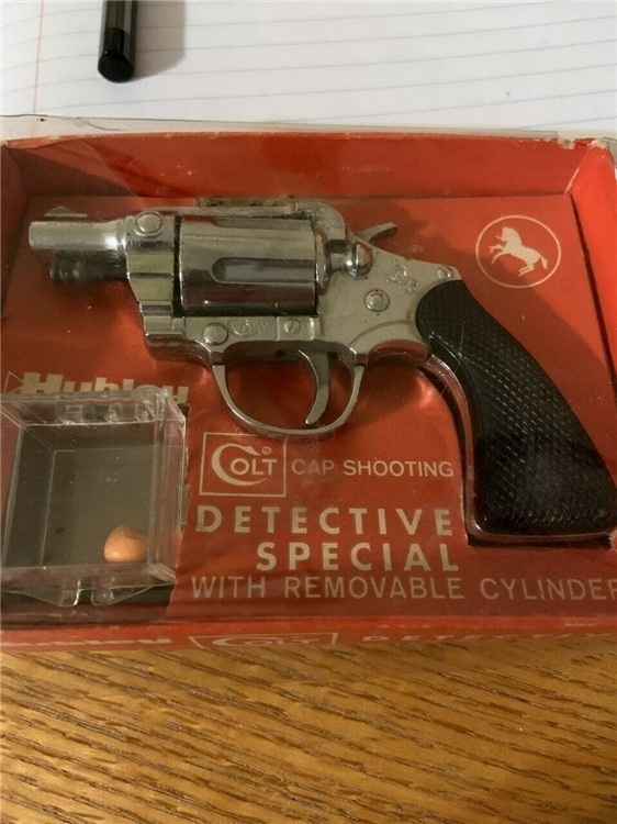 Colt Detective Special 1950's Hubley Toy Cap Gun in Original Box-img-3