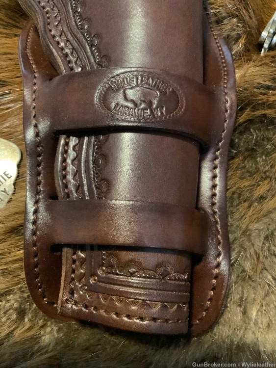 Colt Single Action Army, Vaquero, Lined Leather, holster 5 1/2” barrel-img-3