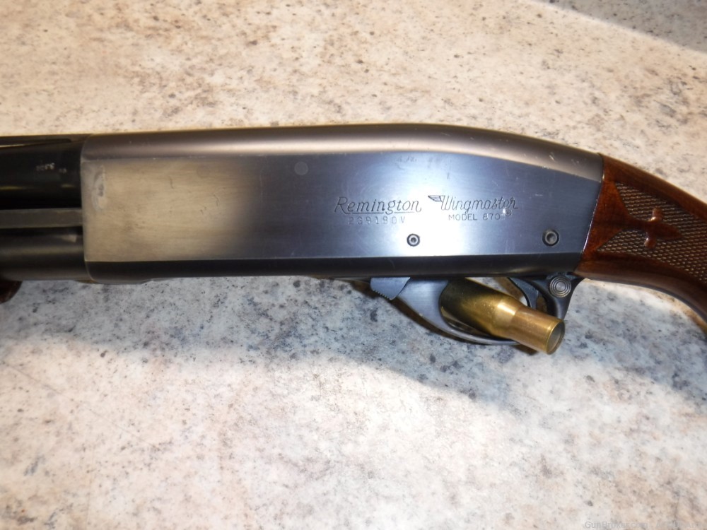 Remington 870 wingmaster, 28" vent rib, beautiful -img-2