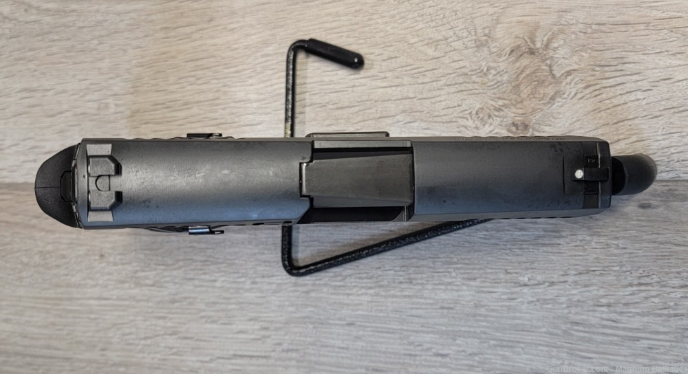 USED Sig Sauer P320C 9mm-img-4