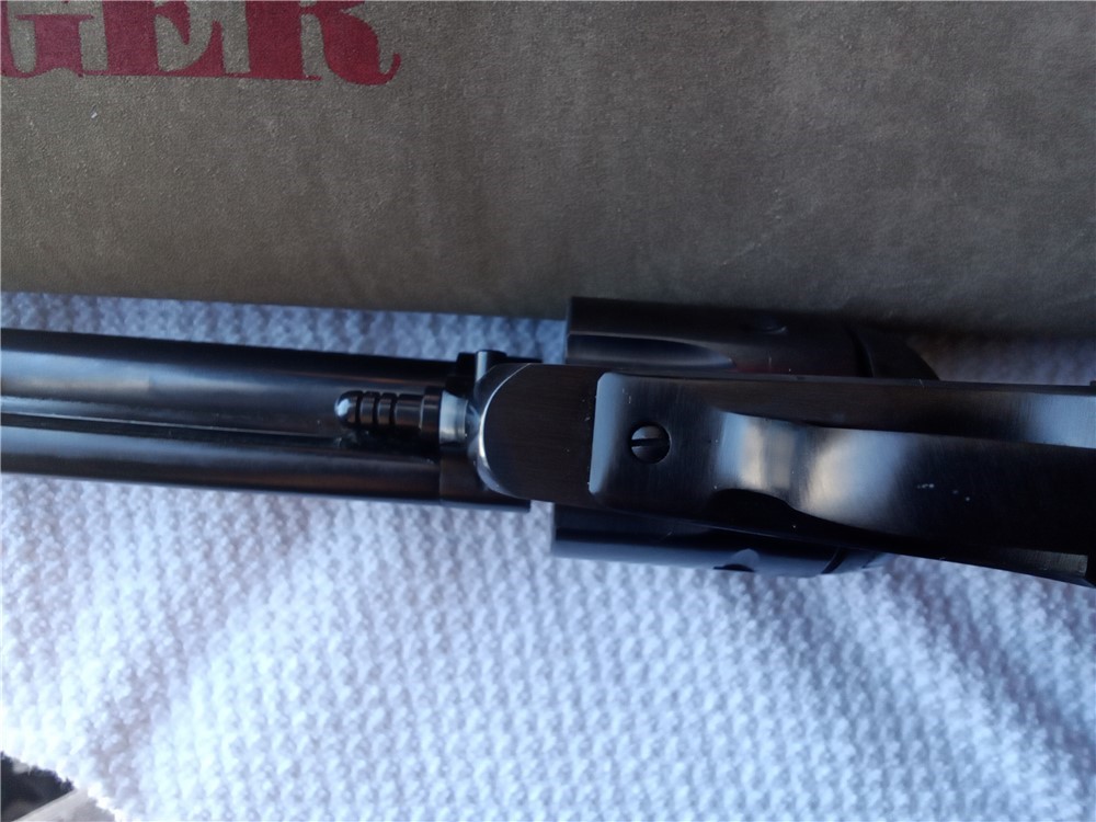 Ruger New Model Blackhawk 41 mag-single action revolver w/case-img-11