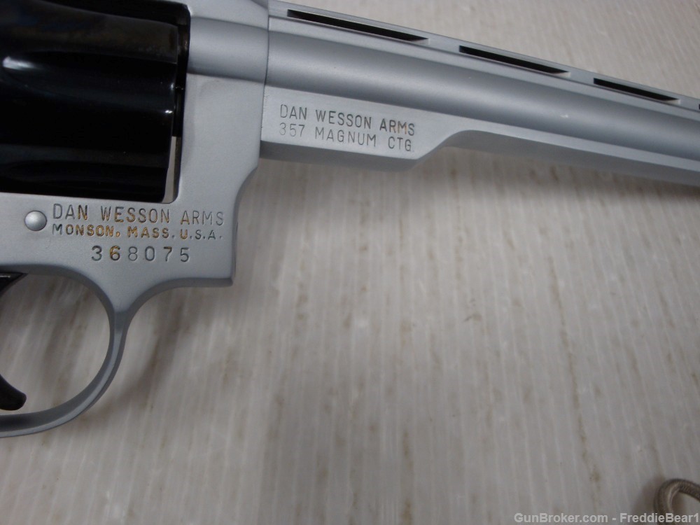 Dan Wesson DW 715 Revolver .357 Mag Pistol Pack Stainless With 3 Barrels -img-15