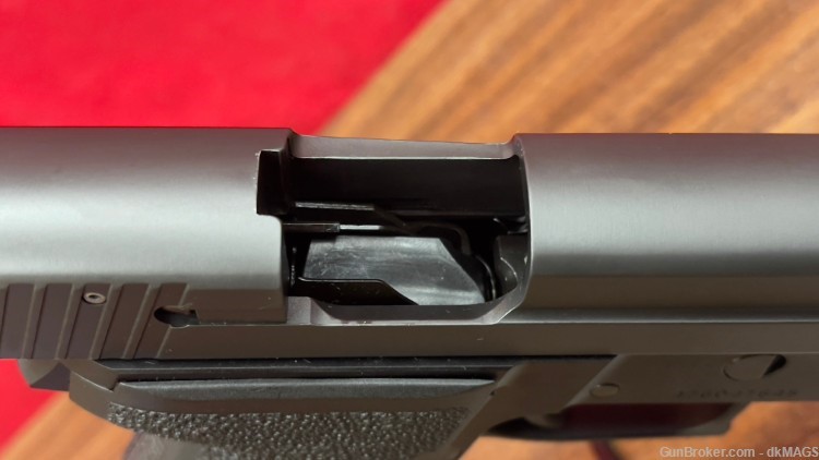 SIG Sauer P226 MK25 9mm Semi Auto Pistol 4.4" Barrel Combat Sights-img-12