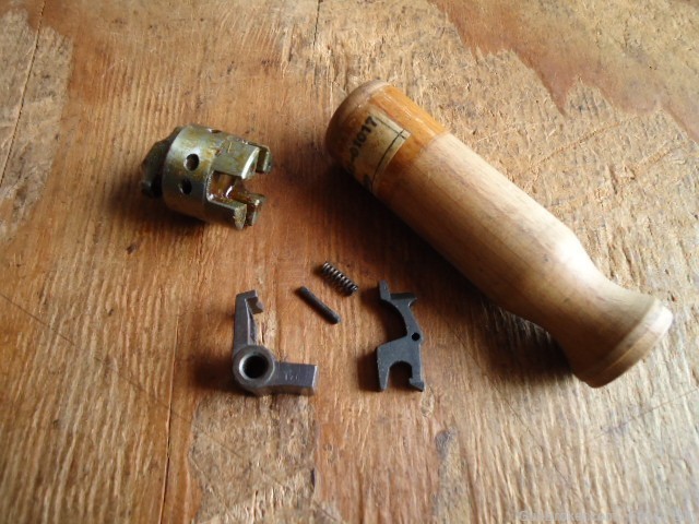 BREN SMALL PARTS LOT -img-0