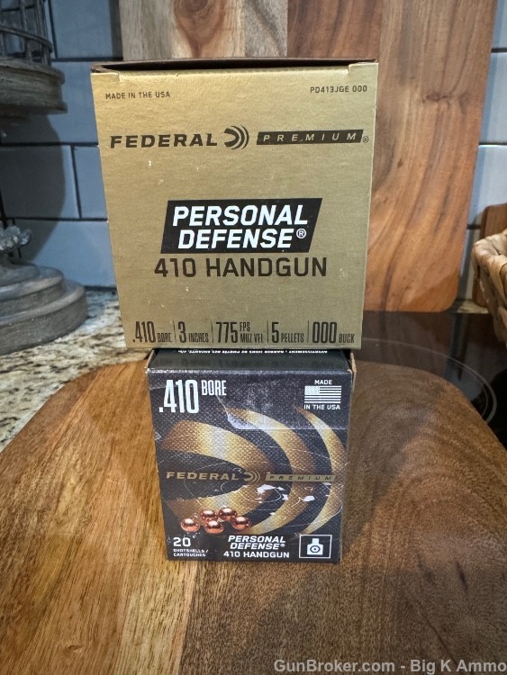 Federal Premium Personal Defense .410 Bore 3 Inch 000 Buck 5 Pellet 40 Rds-img-0