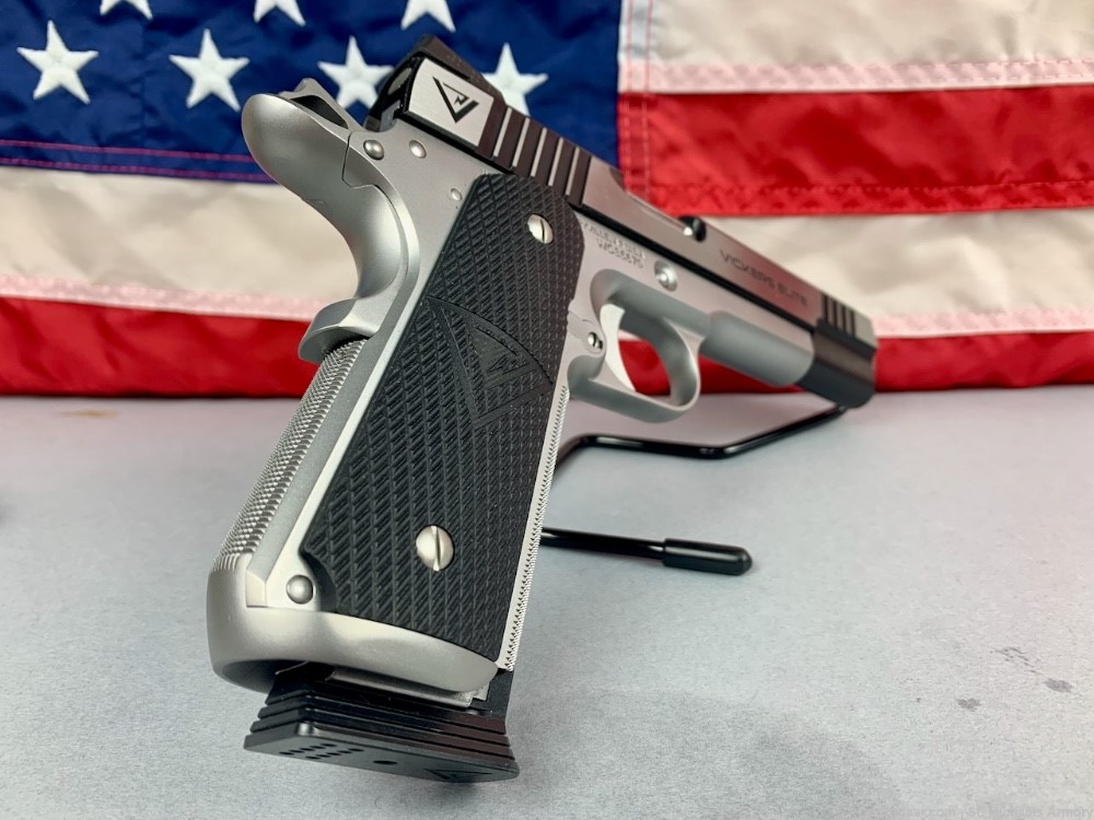 Wilson Combat Vickers Elite Full Size 1911 Stainless Two Tone .45 ACP - NEW-img-6