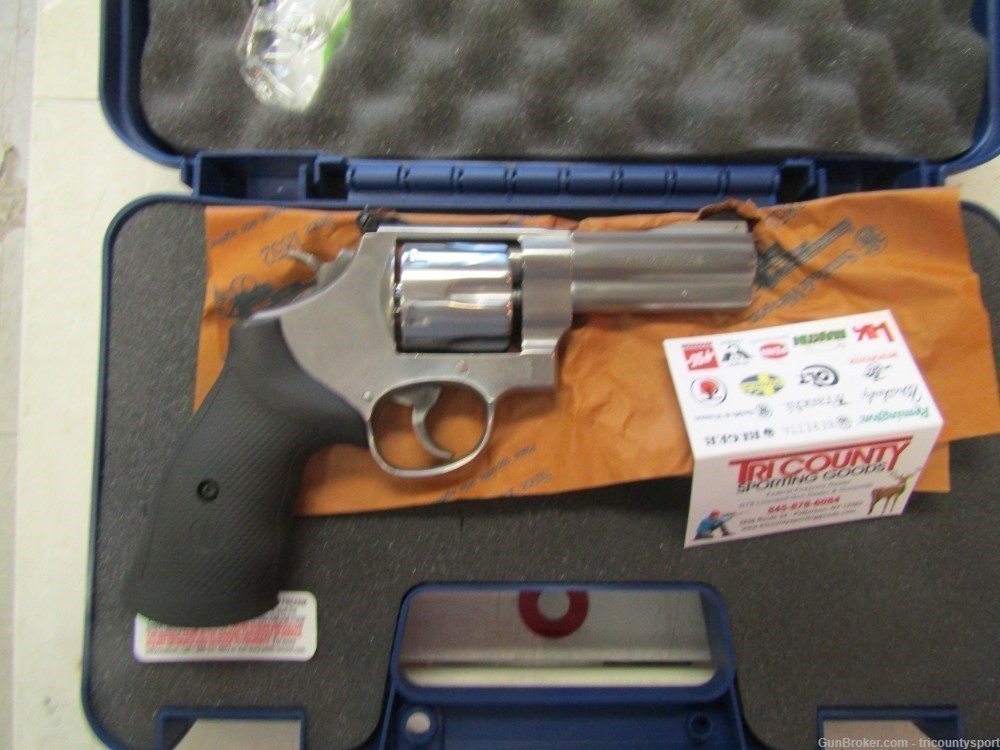 Smith & Wesson 12463 Model 610  10mm Auto Caliber with 4" Barrel-img-4