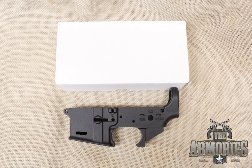 Spike’s Tactical No Logo Stripped Lower 5.56 NATO STLS045 NIB .-img-0