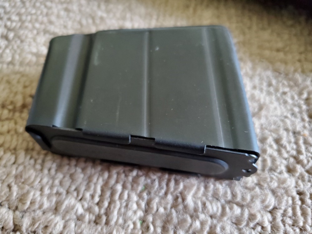 Fn fal, 5 round metric magazine, excellent condition, 7.62x51/308-img-0