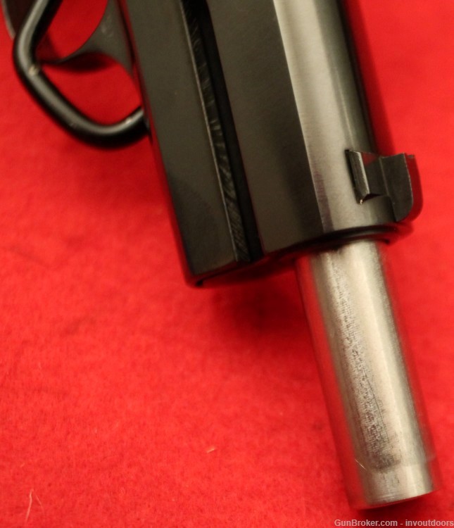 Browning HiPower .40 S&W 4.7-barrel semi-auto pistol.-img-15