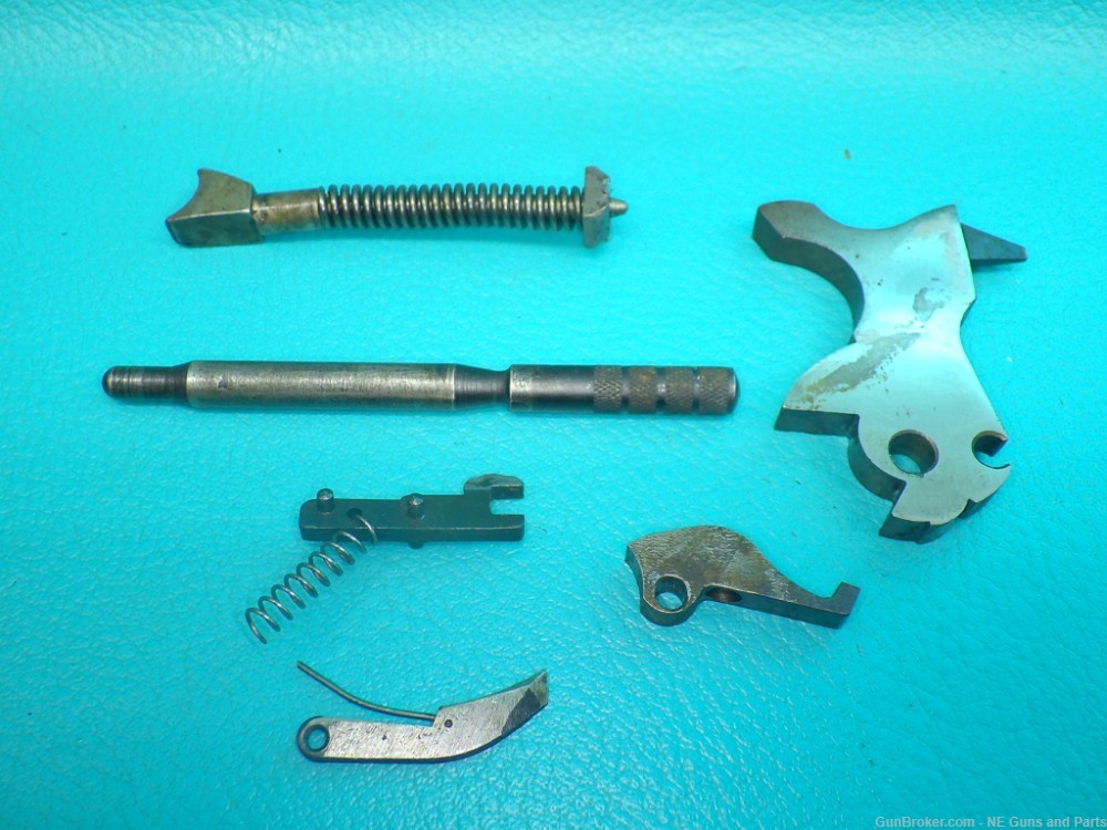 Harrington & Richardson Model 922 .22cal 6"bbl Revolver Repair Parts Kit-img-1