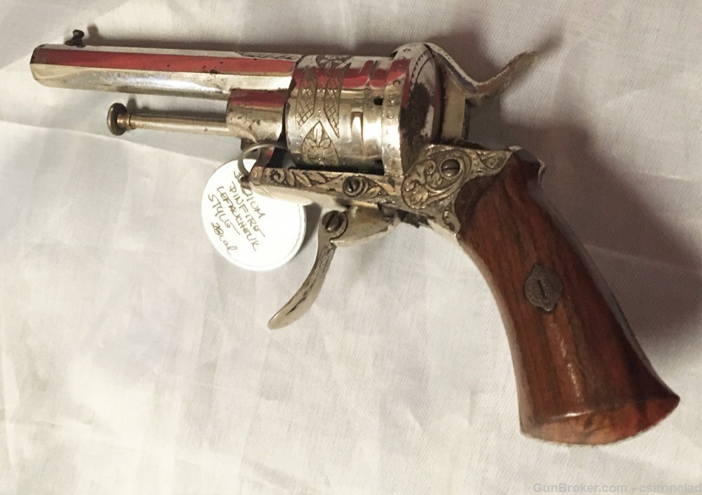 Revolver, pinfire, engraved  Lefaucheux-img-2