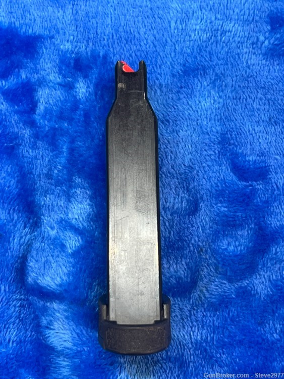 Smith and Wesson M&P Shield 9mm 13 Round Magazine-img-2