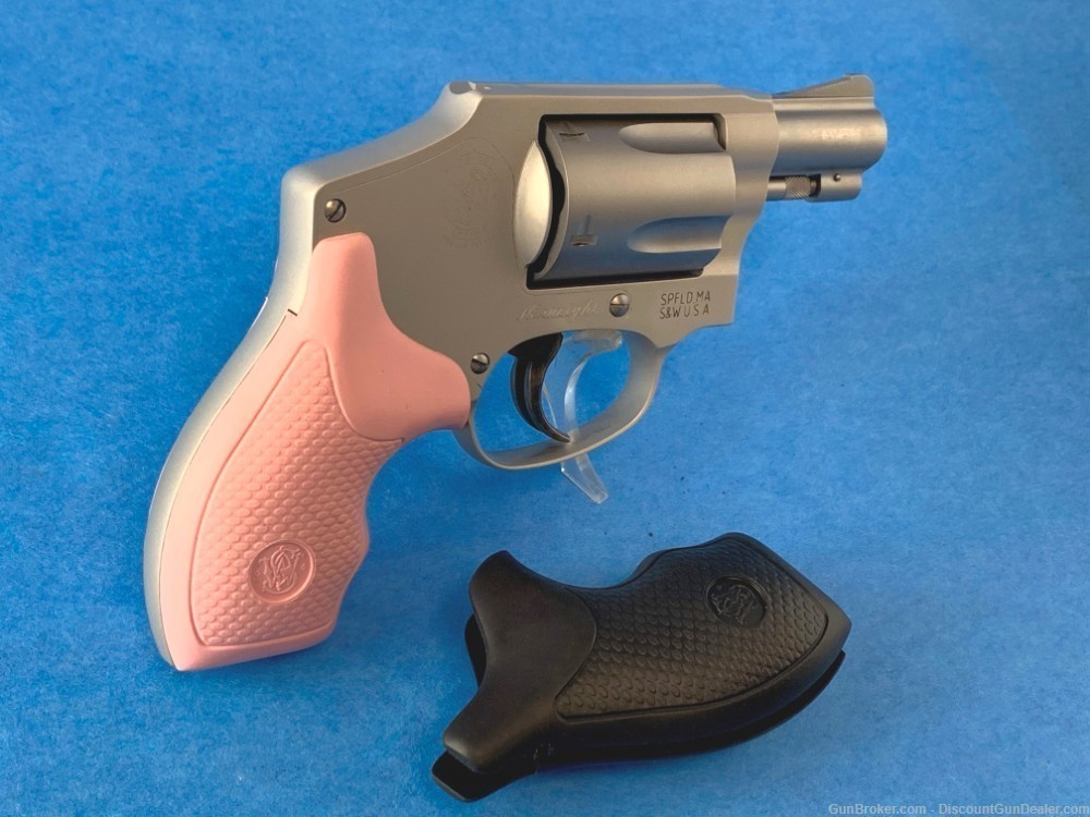 Smith & Wesson 642 Airweight Revolver Pink .38 +P - NIB-img-0