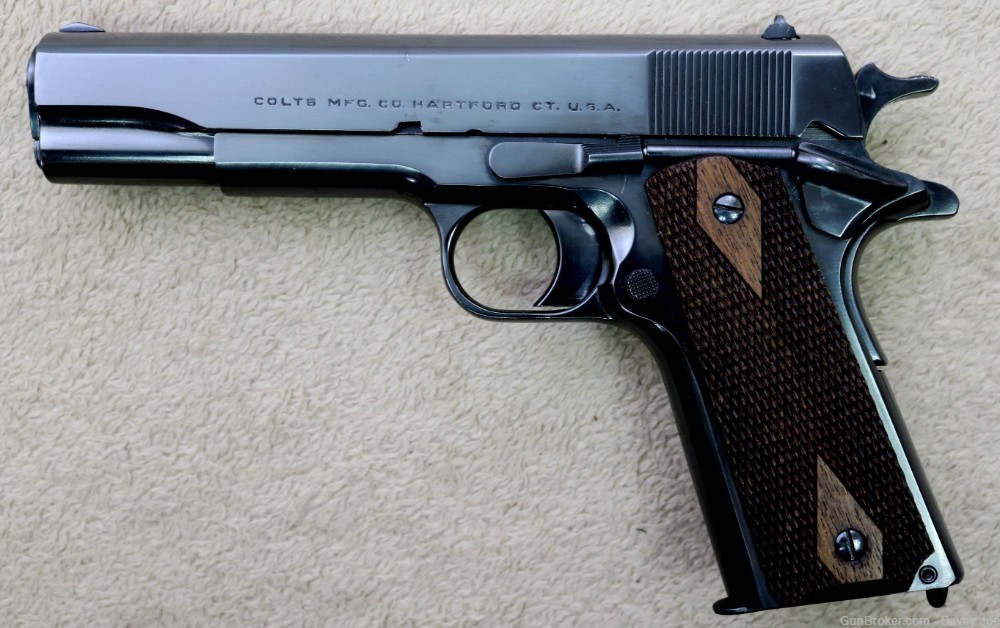 Beautiful Early Colt Model 1911 Government Model Commercial 45 ACP 1913 -img-1