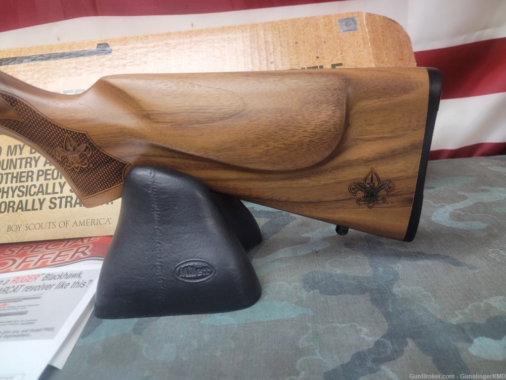 RUGER 10/22 BOY SCOUTS OF AMERICA WITH VINTAGE HATCHET-img-1