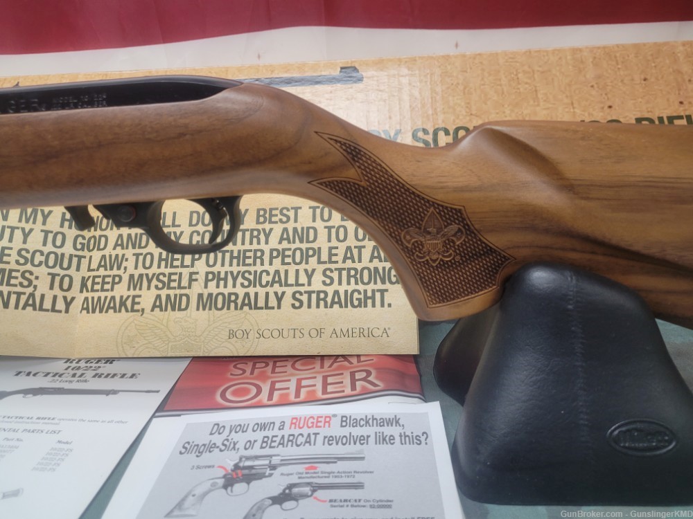 RUGER 10/22 BOY SCOUTS OF AMERICA WITH VINTAGE HATCHET-img-2