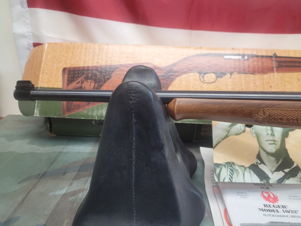 RUGER 10/22 BOY SCOUTS OF AMERICA WITH VINTAGE HATCHET-img-11