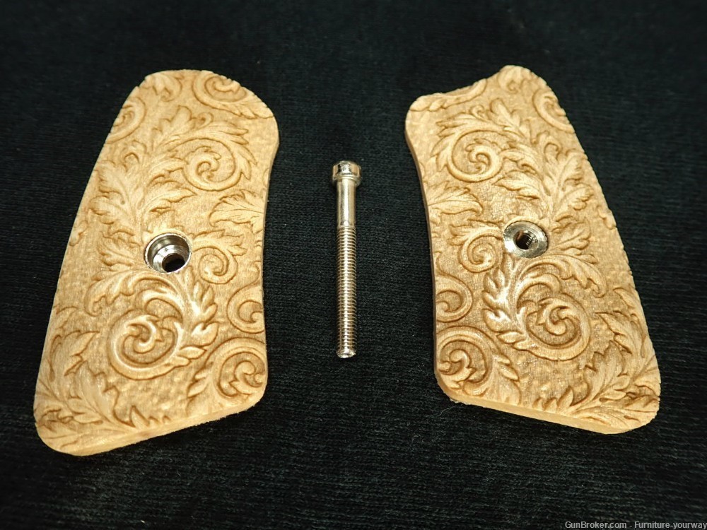 Maple Floral Scroll Ruger Sp101 Grip Inserts-img-0