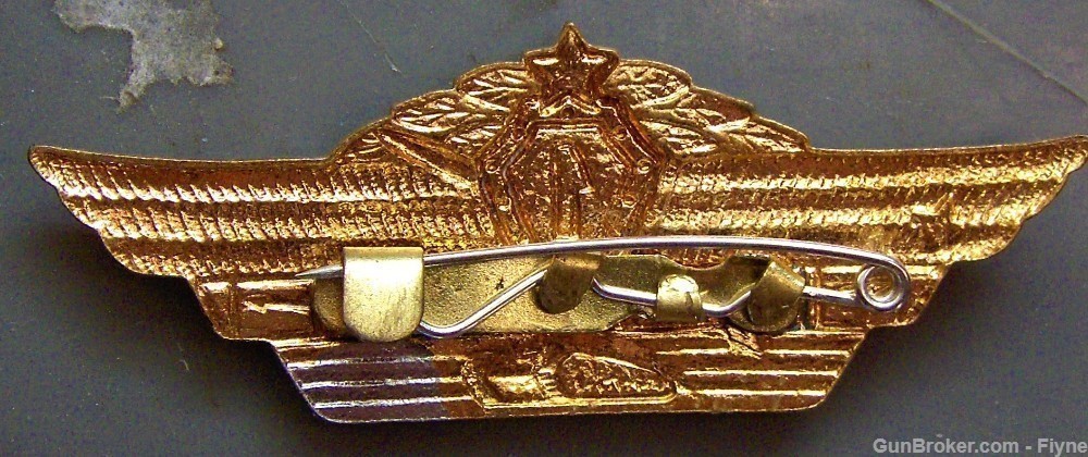 ORIGINAL Russian from Soviet era Officers Qualification badge 1st class-img-1